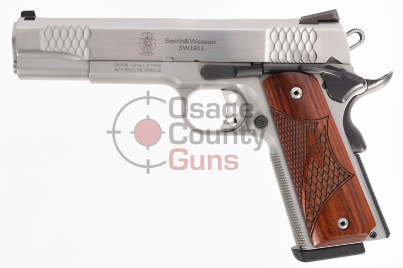 U-Smith&Wesson-UCX7007-03.webp