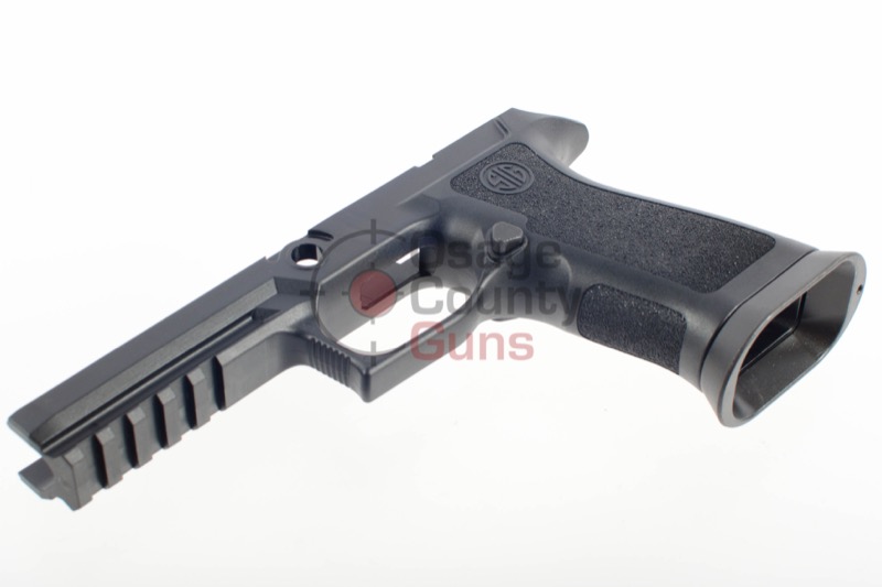 GRIP-X5-F-943-M-BLK-07.jpg