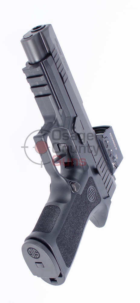 W320F-9-BXR3-PRO-RX2-05.jpg