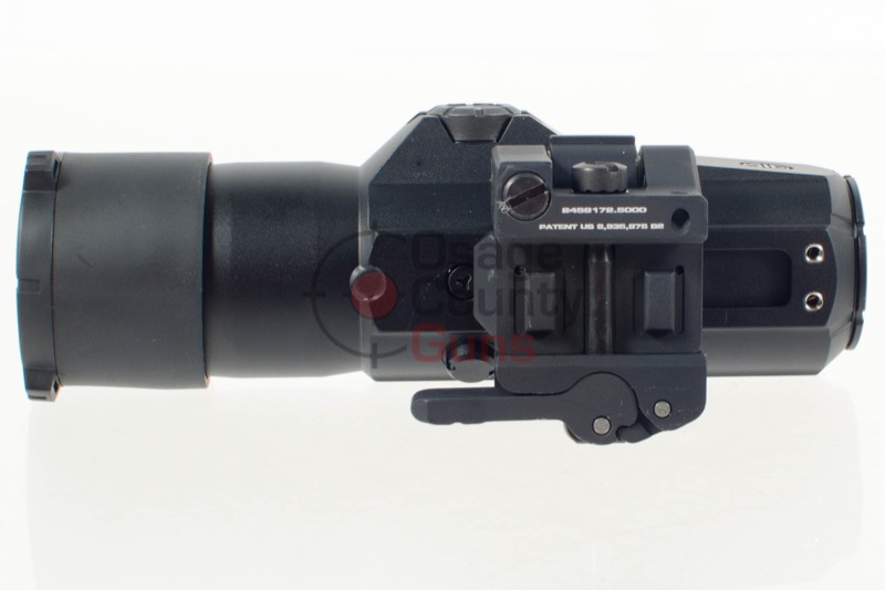 SOJ61001-10.jpg