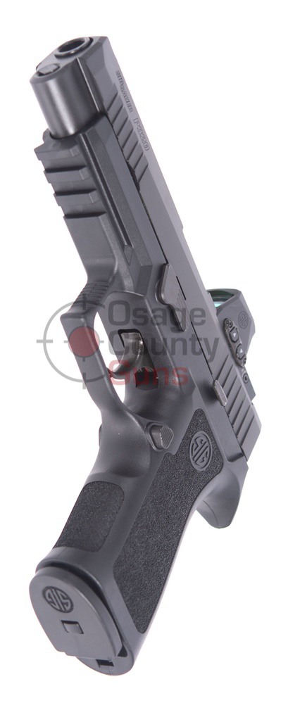 W320F-40-BXR3-PRO-RXX-04.jpg