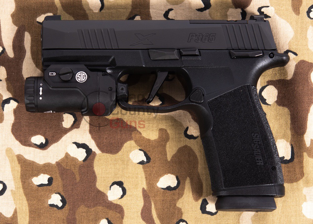 Sig Sauer P365 XMACRO MS w/FOXTROT2R Light, 9mm, 3.7" BBL, 3x10 Rds