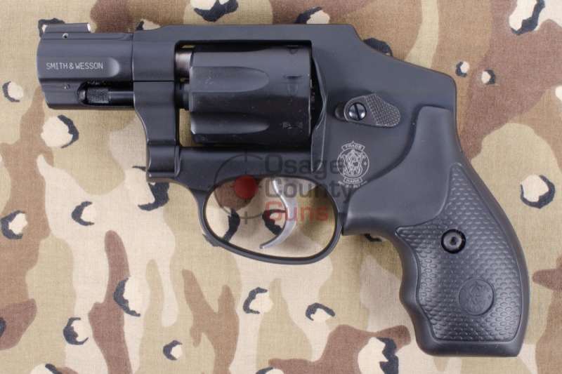 Smith & Wesson Model 351 C Black, .22 Magnum, 1.875" BBL, 7rd